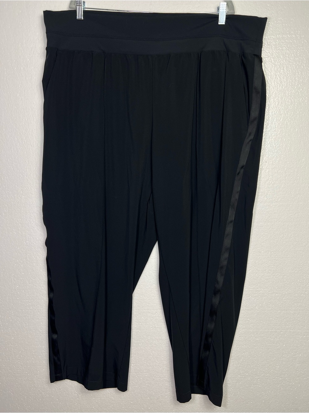 Athleta Nolita Slim Tapered Crop Black pant size 24 plus